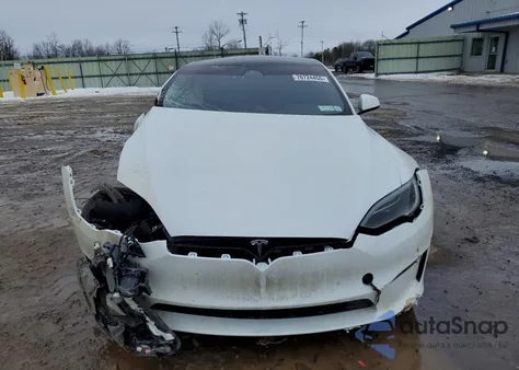 2022 Tesla Model S from USA, damaged, VIN 5YJSA1E60NF487590